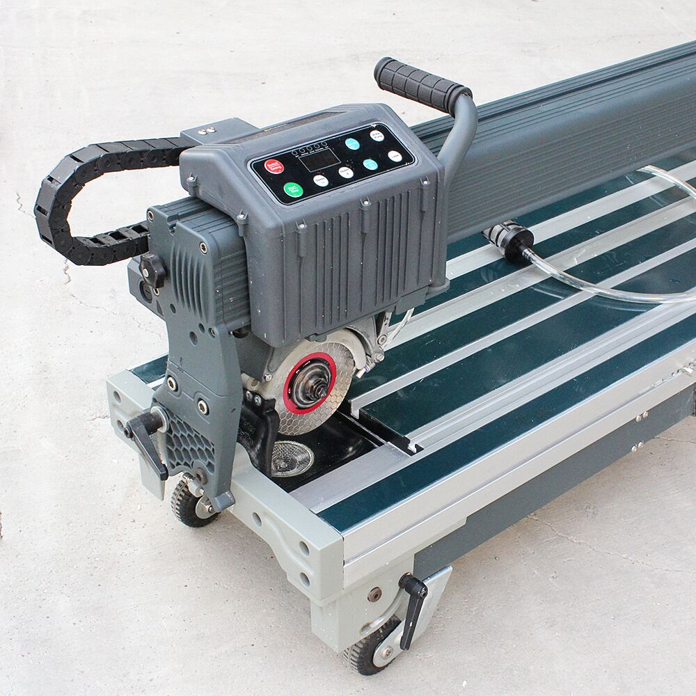 raizi-miter-cutting-machine-with-cutting-blade
