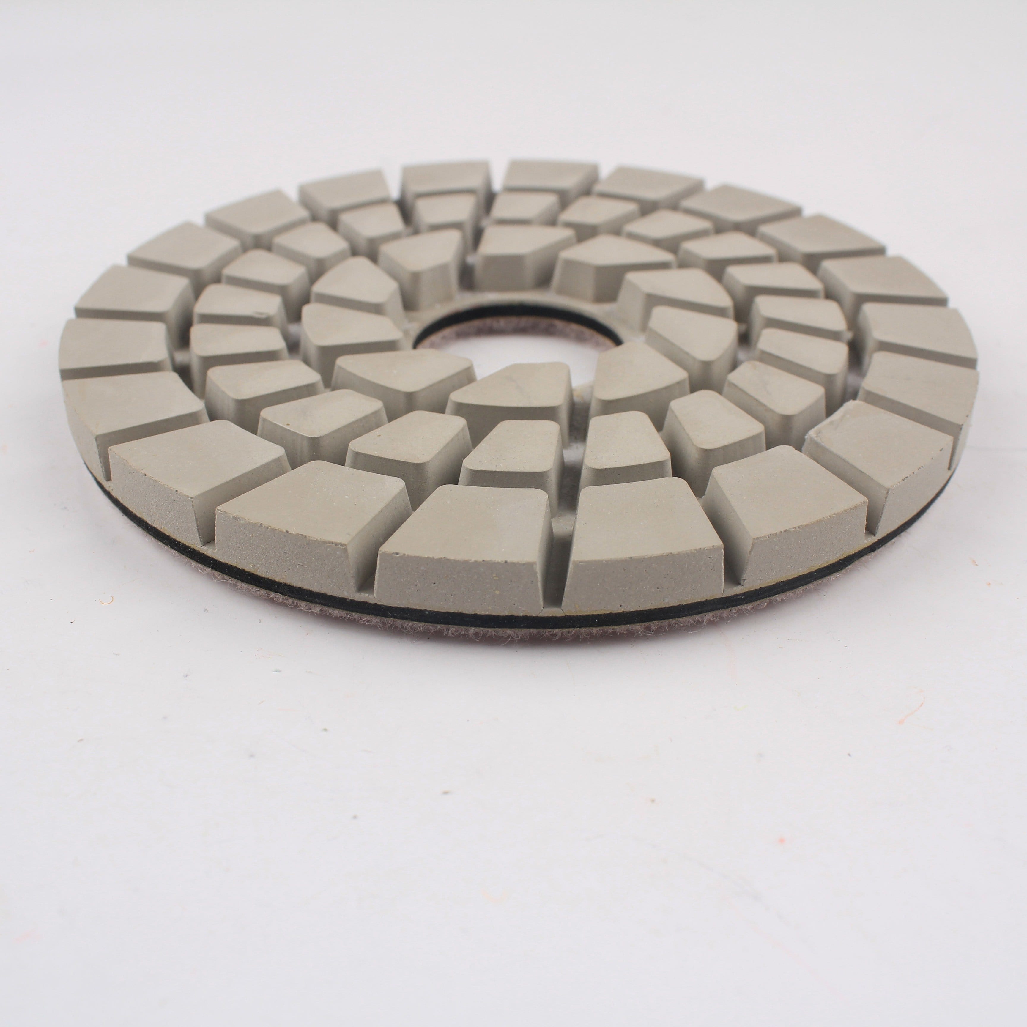 Diamond-Edge-Polishing-Pads-for-Concrete-Floor